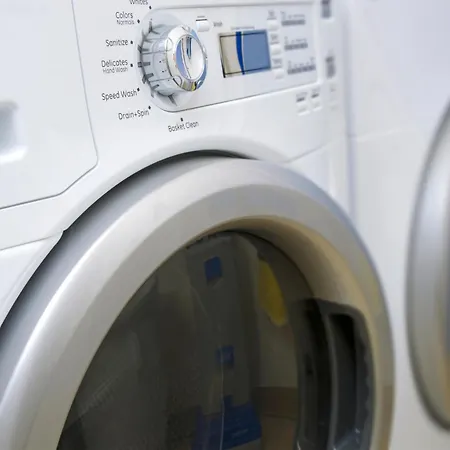 Hunde Ohne Aufpreis - Hagemeister - Sauna Im Haus - 6 Min Zum - 2 Traumbalkone - Privatparkplatz Apartman *
